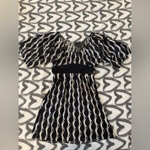 Guess Black and Cream Geometric Mini Dress